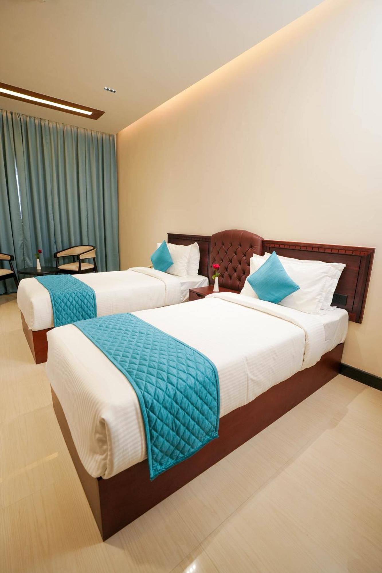 Blue Castle Thiruvananthapuram Exterior foto
